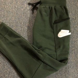 Nike Women’s Joggers